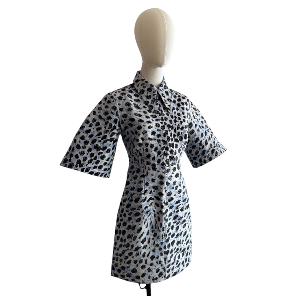 GANNI – Abito Mini in Crispy Jacquard Animalier (Azzurro/Nero) – Taglia 34