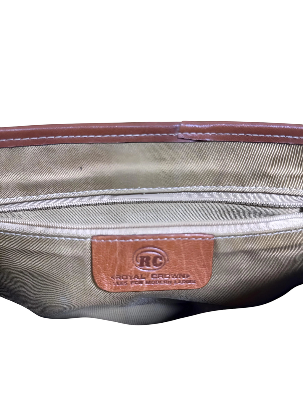 Borsa a tracolla vintage in pelle nera – Interno Tartan – Da restaurare