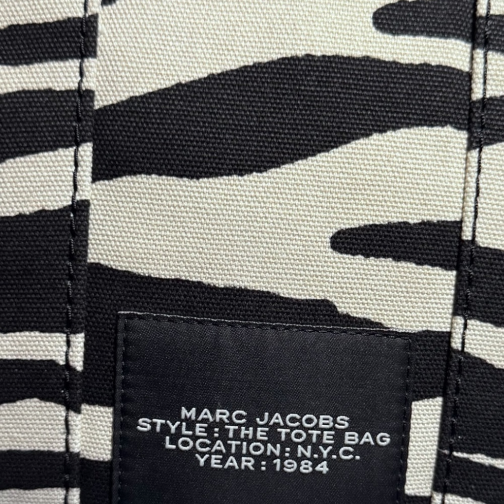 The Tote Bag Marc Jacobs - Zebra Edition & Fucsia Embroidery